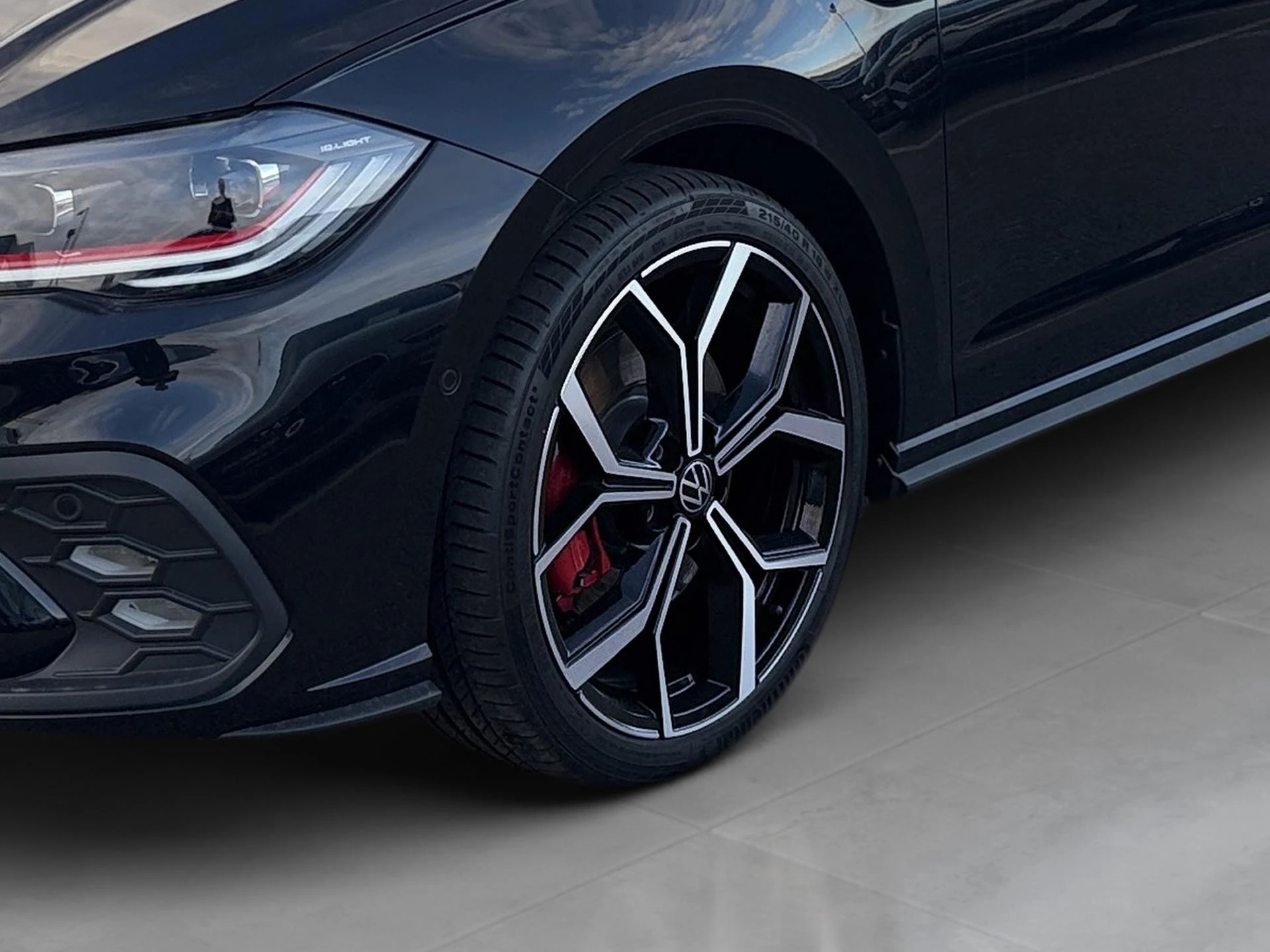 Volkswagen-Polo-image-19