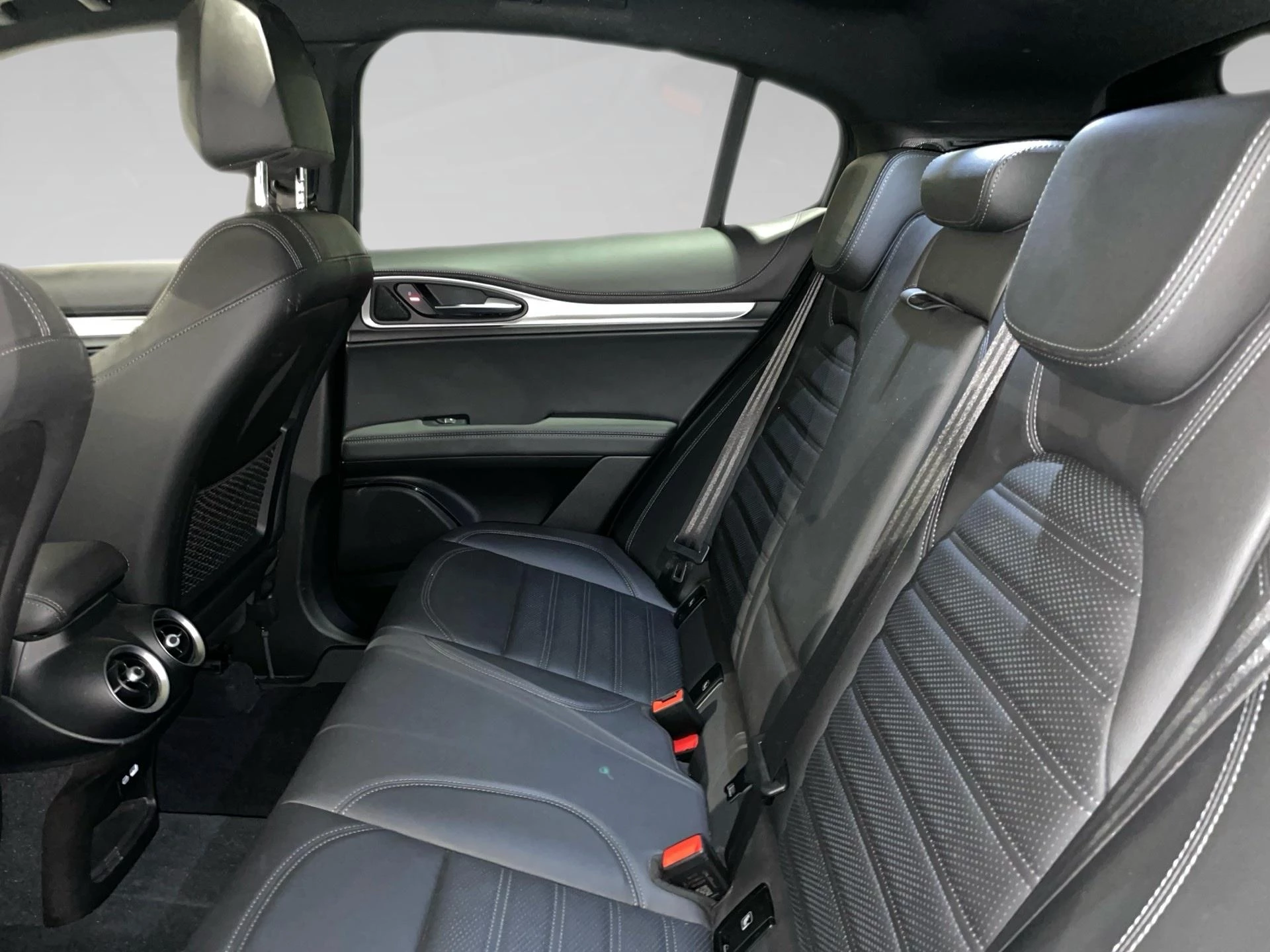 Alfa Romeo Stelvio 2.2 MJD 210 Q4 Veloce
