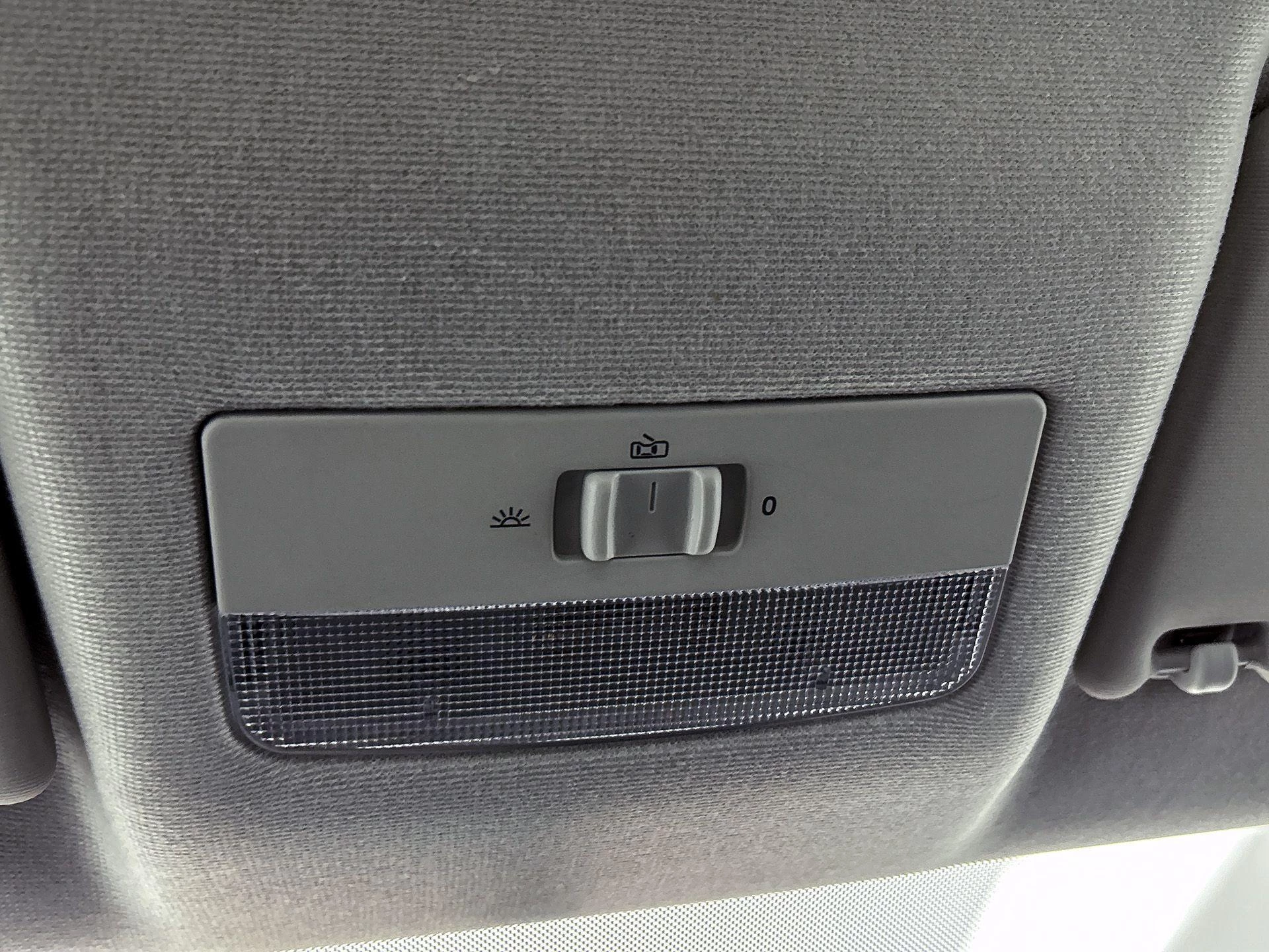 Volkswagen-up!-image-8
