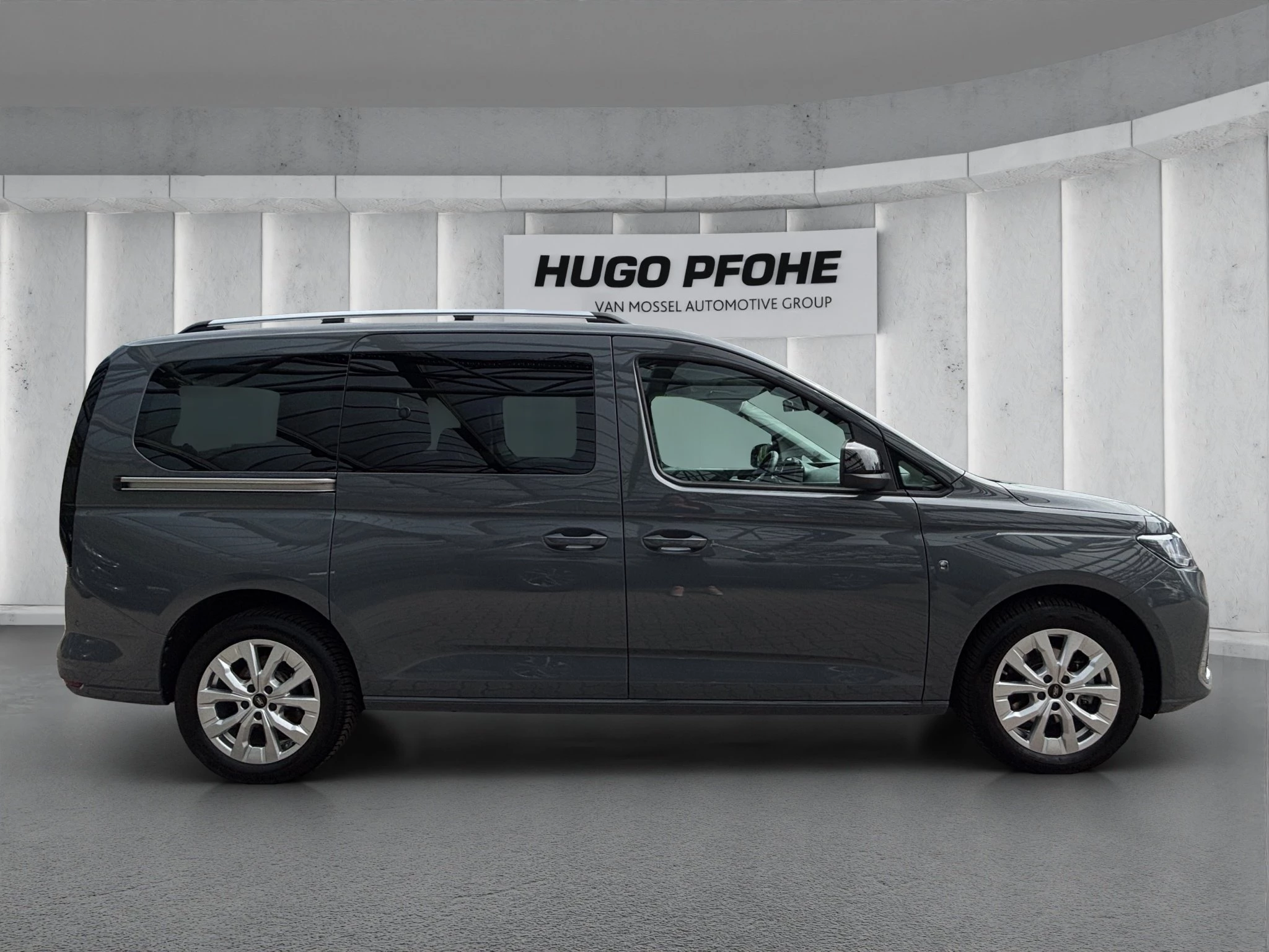 Ford Tourneo Connect Grand Titanium Aut.*AHK*ACC*KAM*NAVI*SHZ