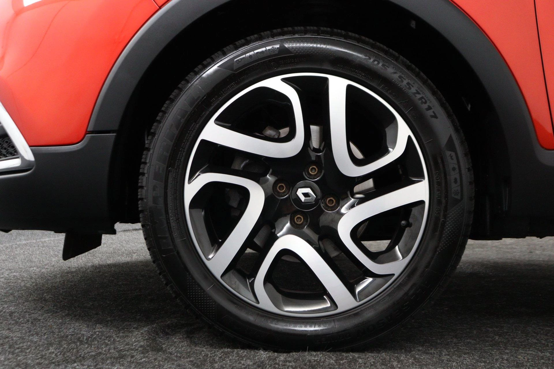 Renault-Captur-image-29