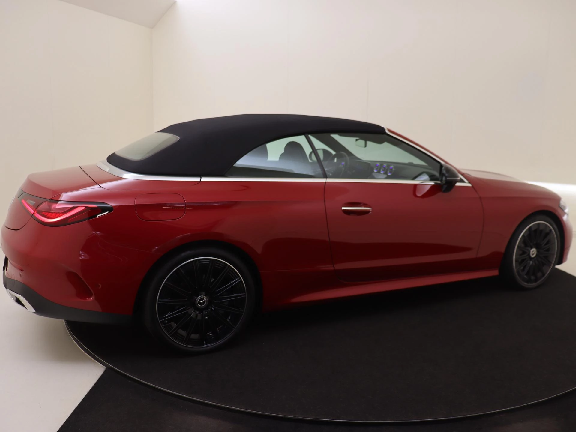 Mercedes-Benz CLE Cabriolet 200 AMG Line