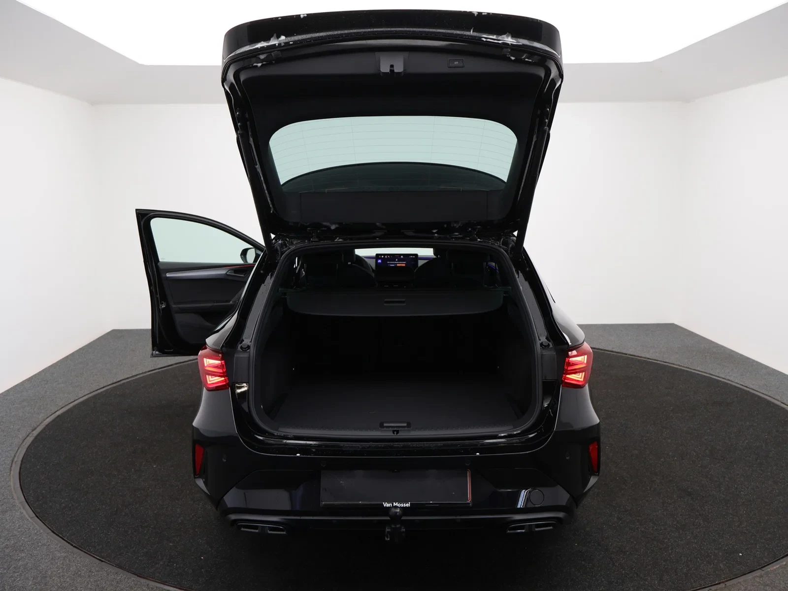 CUPRA Leon Sportstourer ST Leon Break Impulse 1.5 eTSI 150pk *AUTOMAAT* DEMO