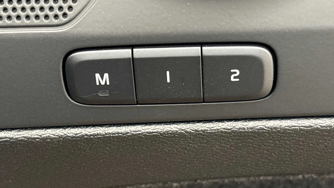 Volvo-EC40-image-25