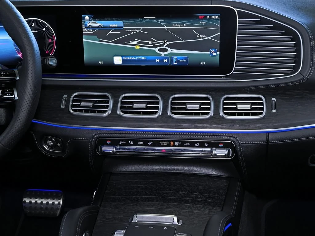 Mercedes-Benz-GLE 450 d-image-14