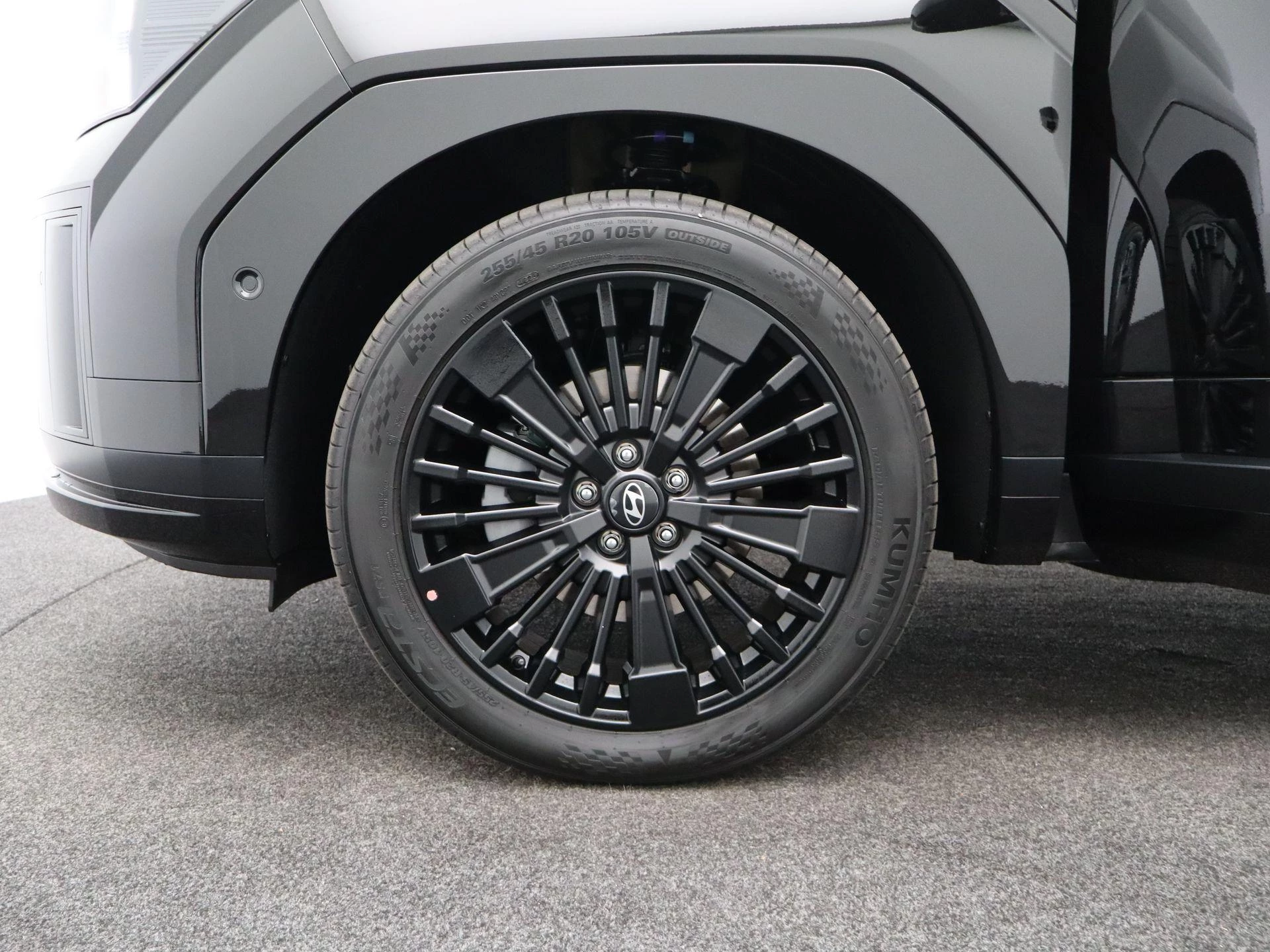 Hyundai-Santa Fe-image-15