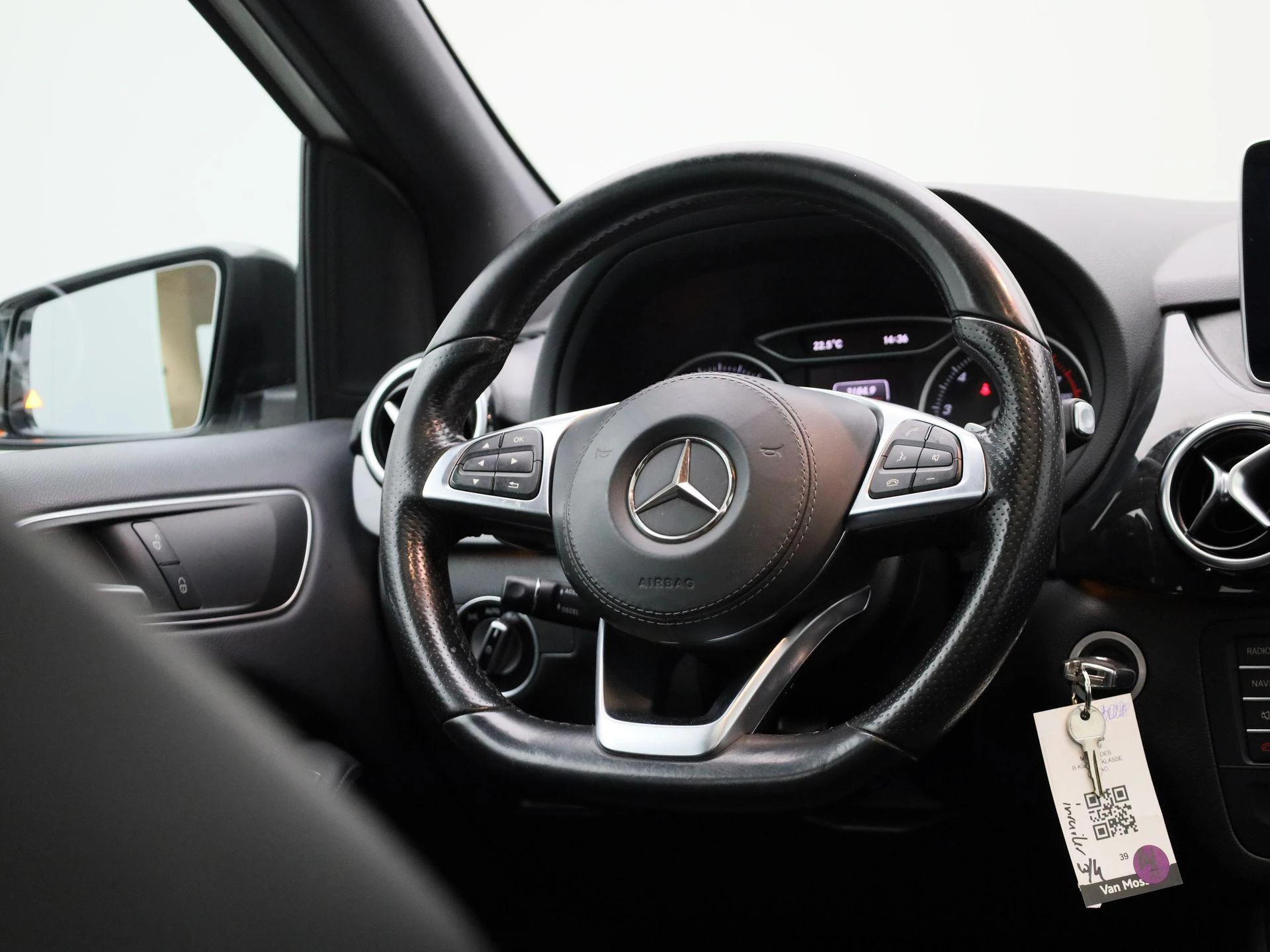 Mercedes-Benz-B-Klasse-image-37