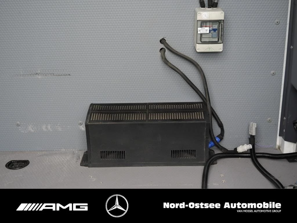 Mercedes-Benz-Sprinter-image-11