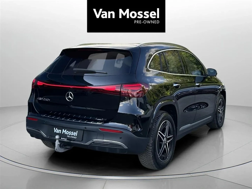 Mercedes-Benz-EQA-image-4