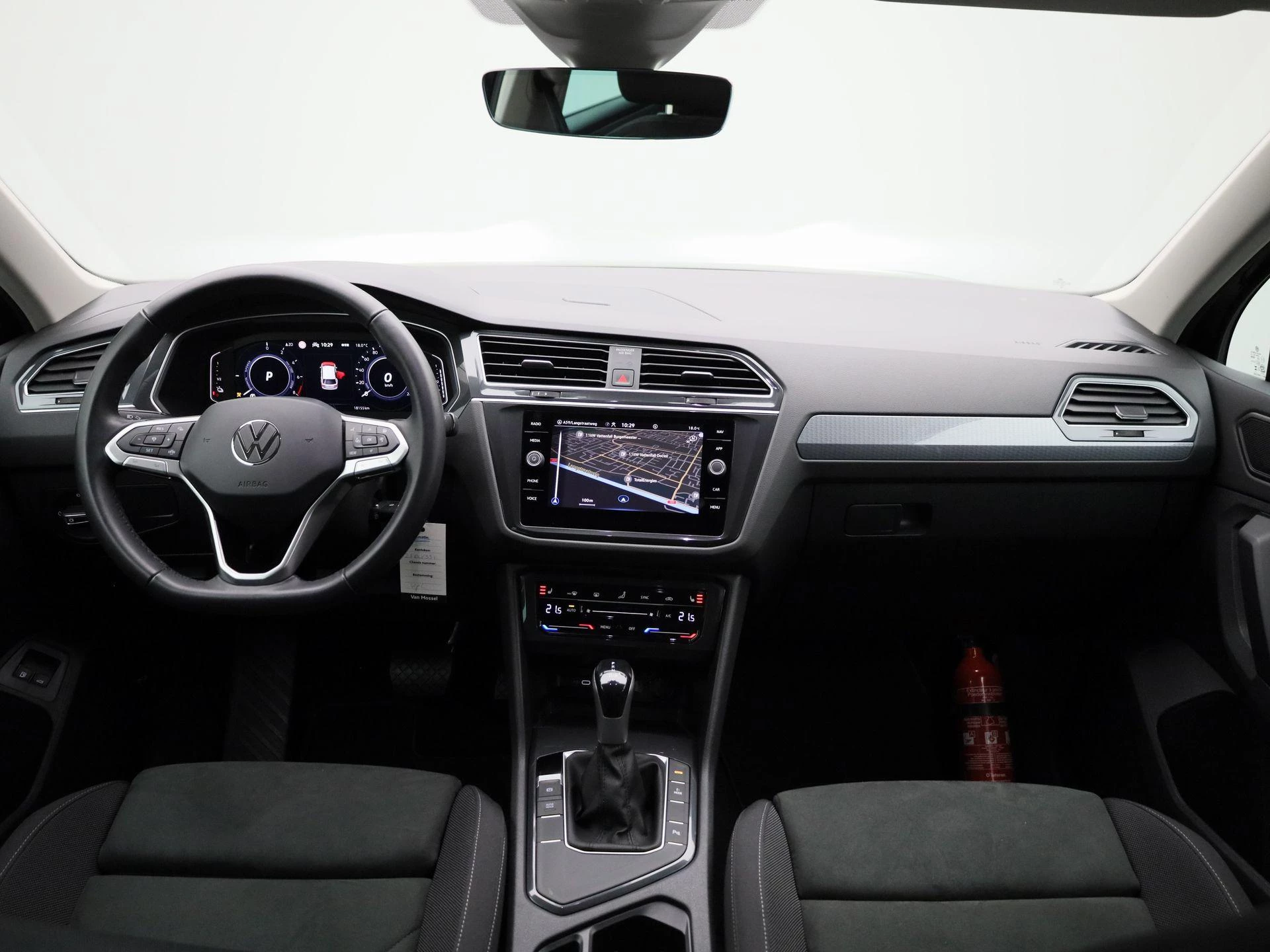 Volkswagen-Tiguan-image-34