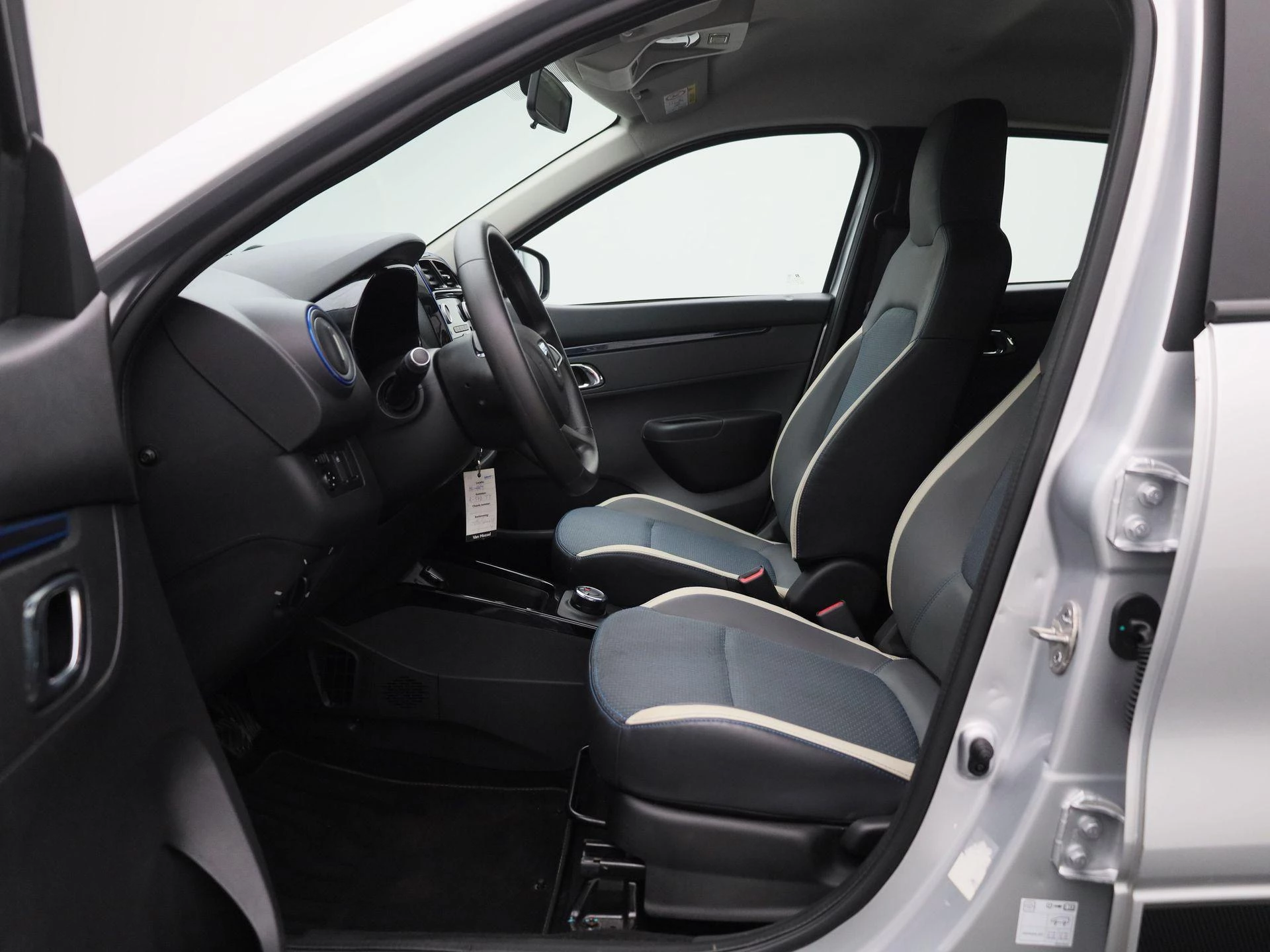 Dacia-Spring-image-10