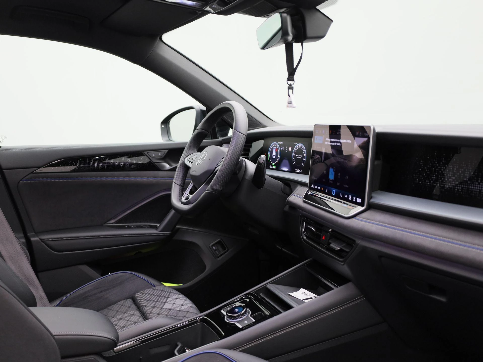 Volkswagen Tayron 1.5 eHybrid R-Line Edition 204 PK|