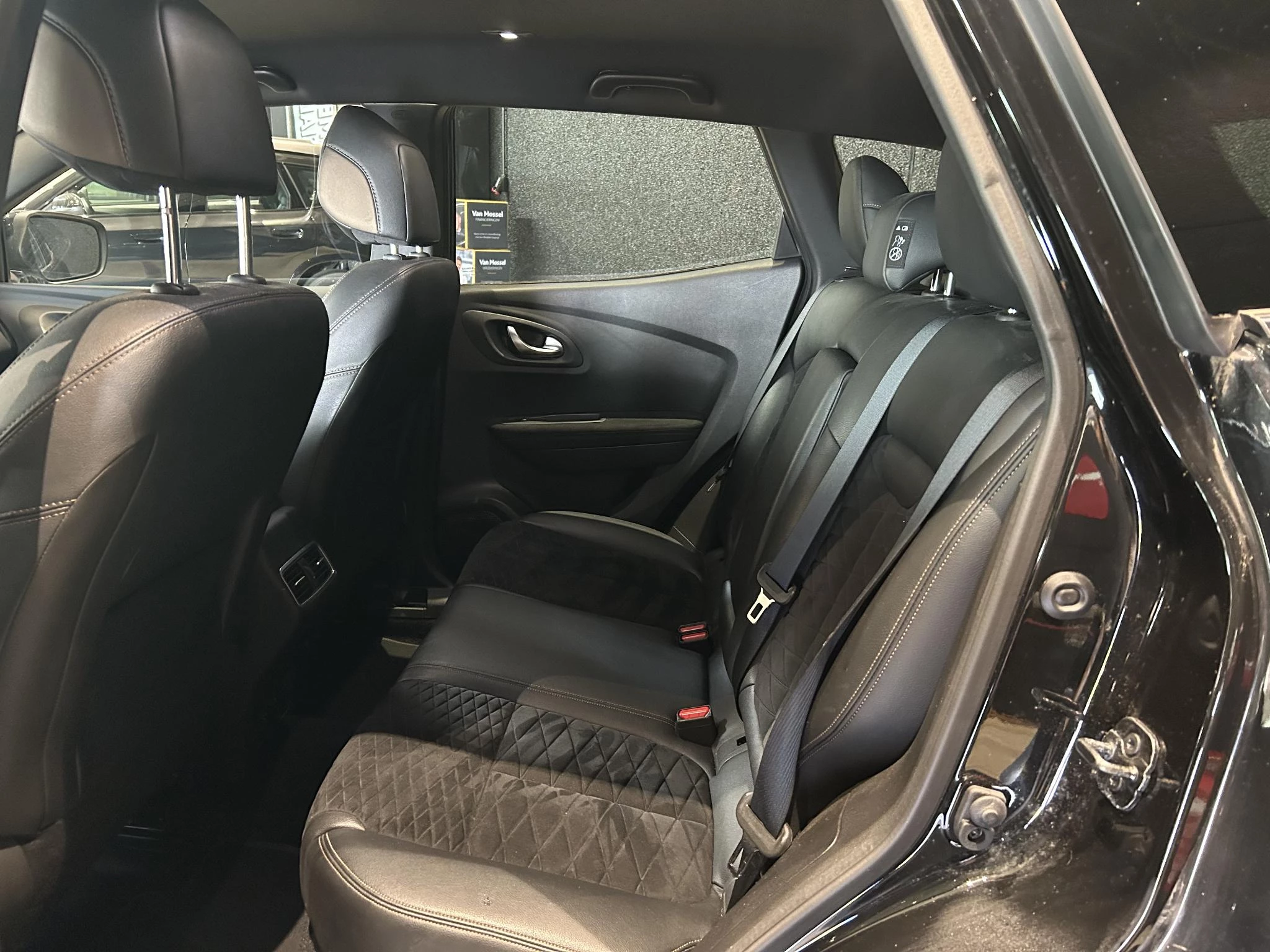 Renault Kadjar TCe 140 EDC GPF Black Edition