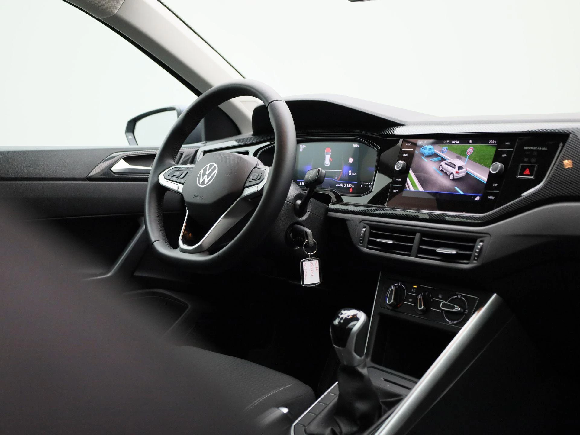 Volkswagen-Polo-image-33