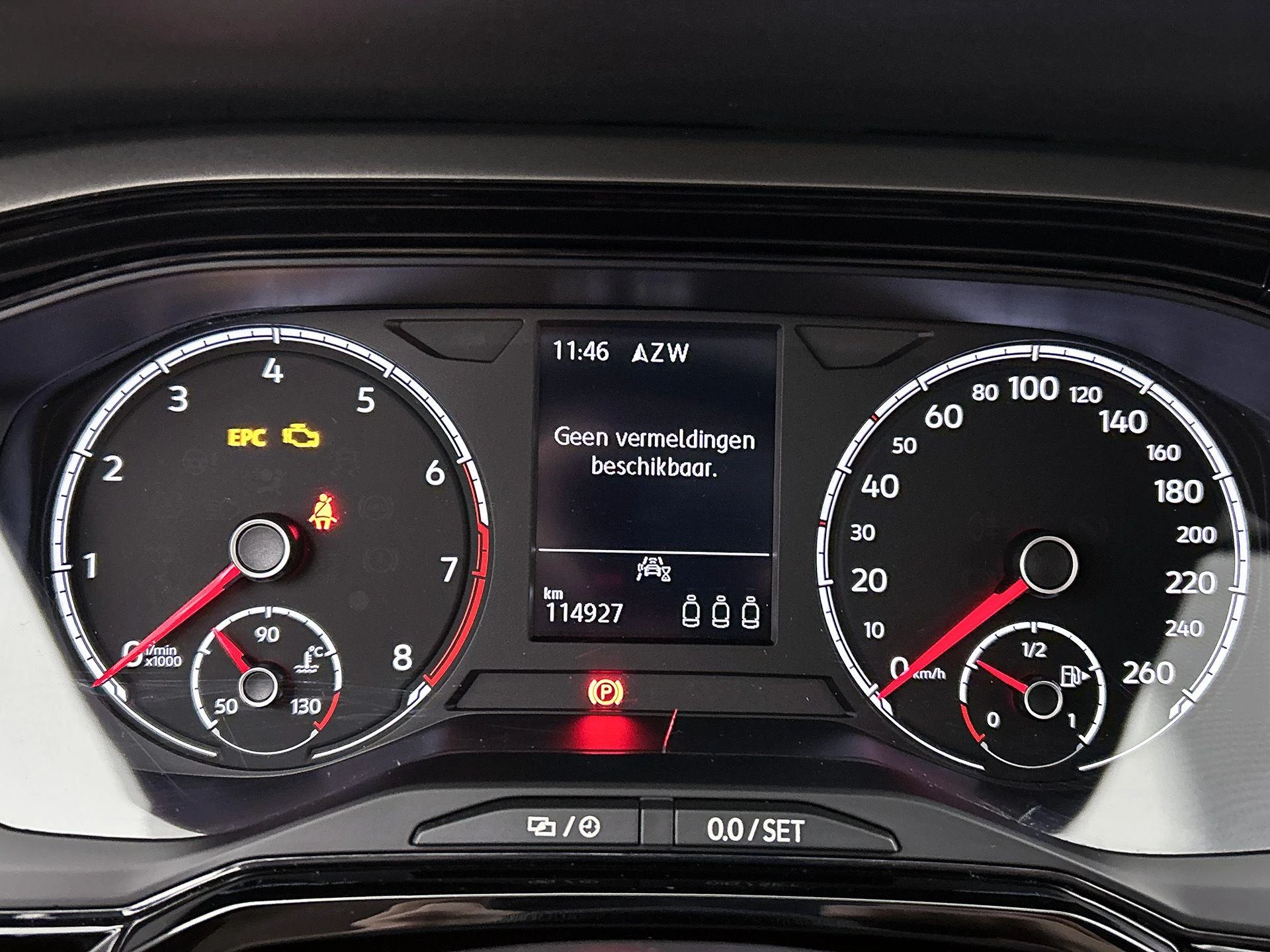 Volkswagen-Polo-image-12
