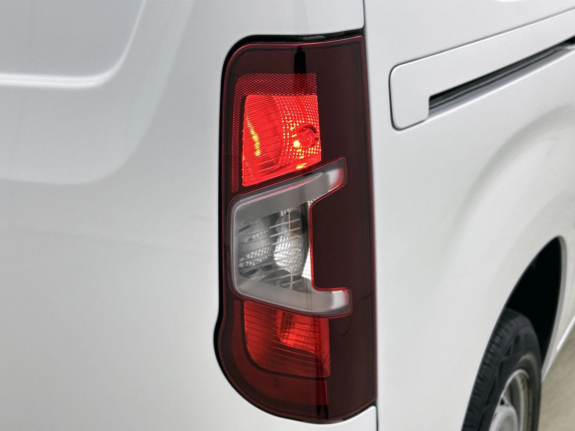 Opel-Combo-image-17