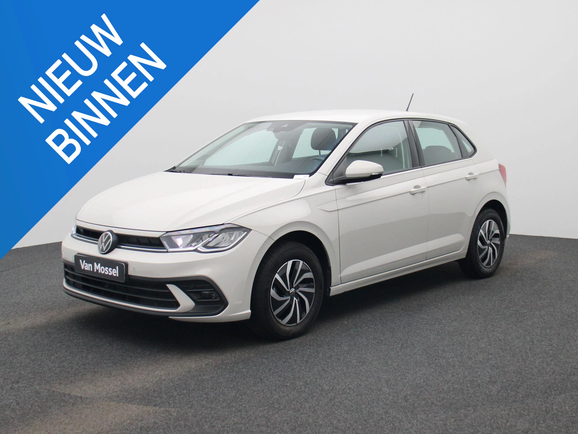 Volkswagen-Polo-image-0