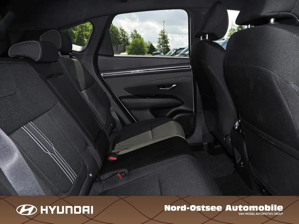Hyundai Tucson 1.6 T-GDI ADVANTAGE 2WD SHZ LHZ NAVI LED