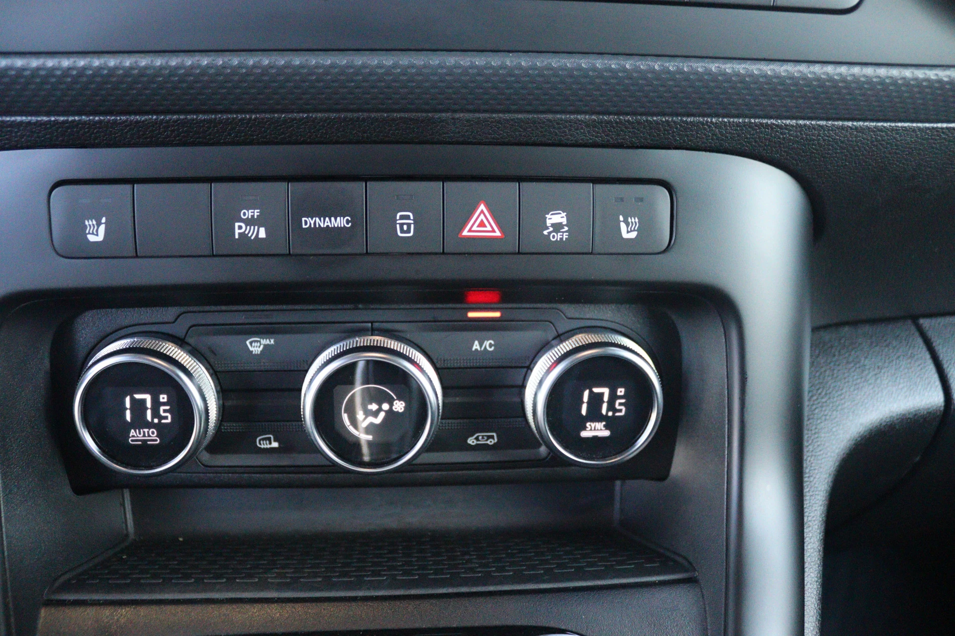 Mercedes-Benz-eCitan-image-9