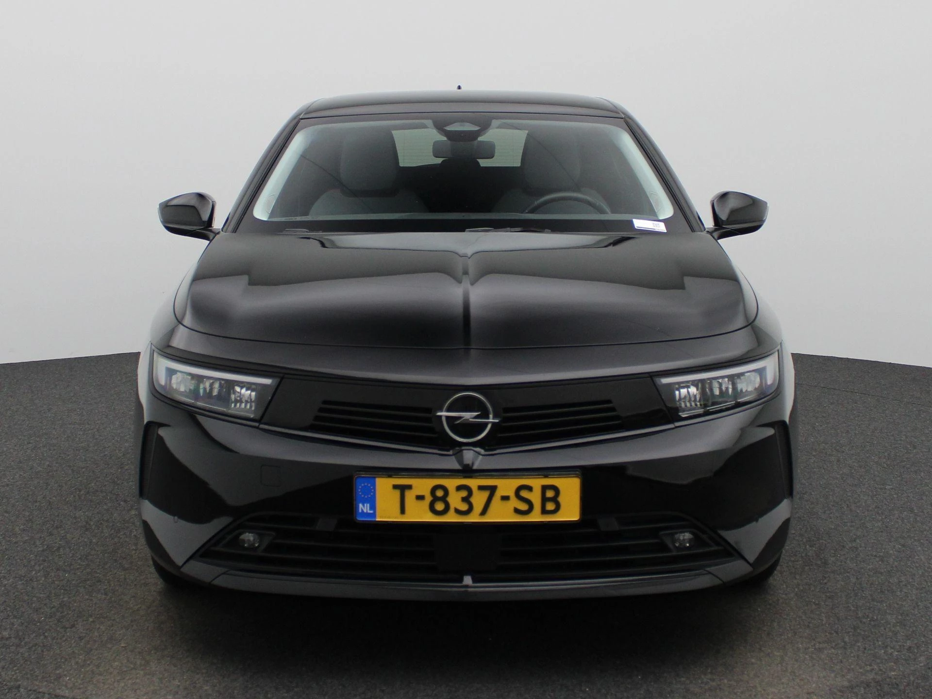 Opel-Astra-image-2
