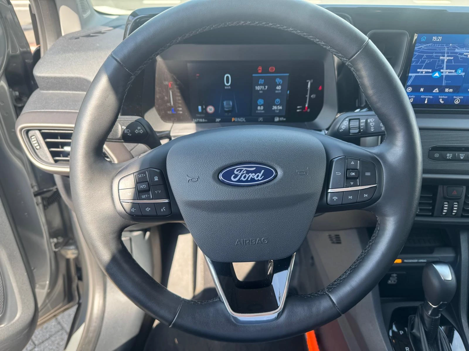Ford-Transit Courier-image-10