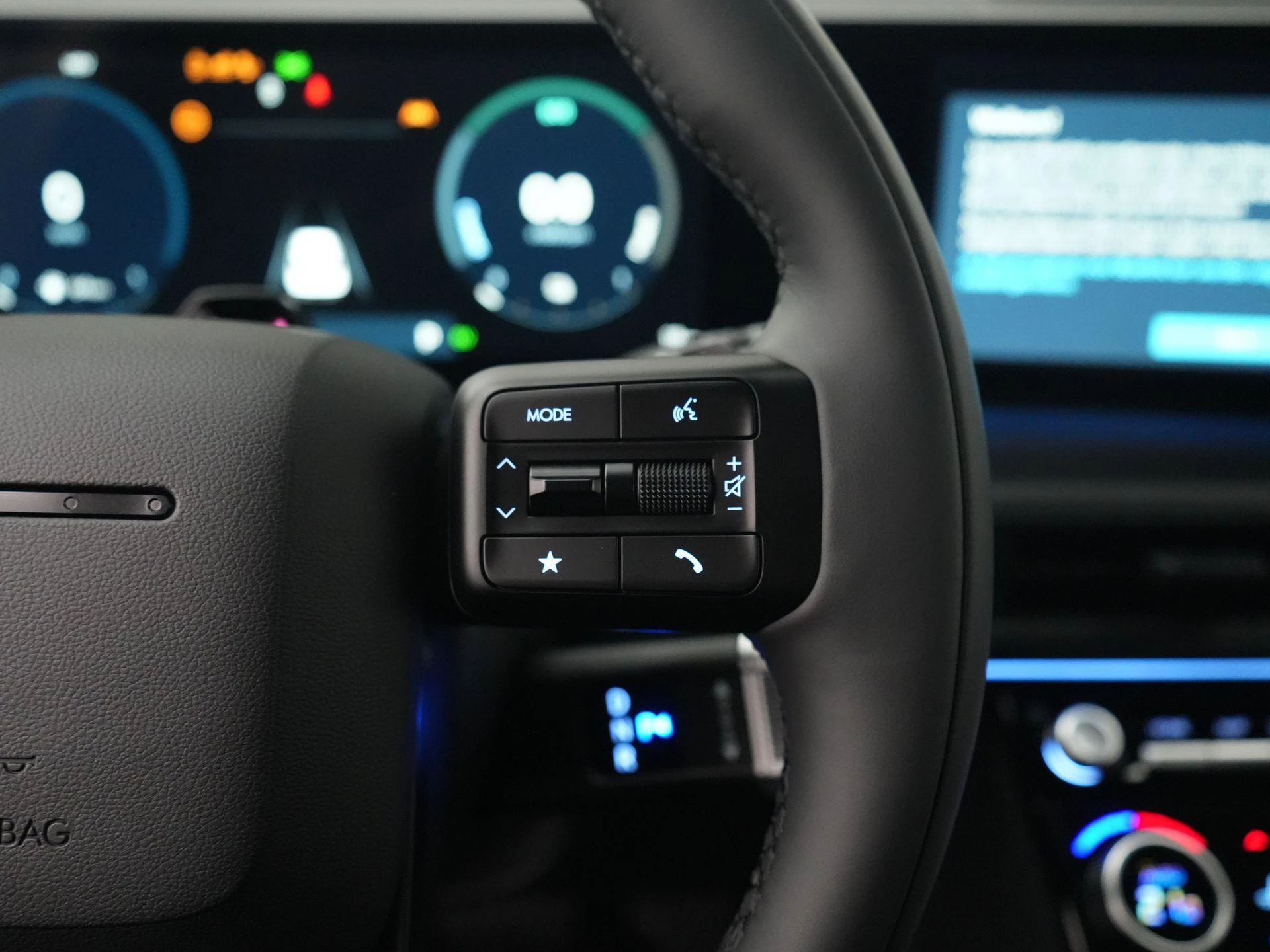 Hyundai-Santa Fe-image-14