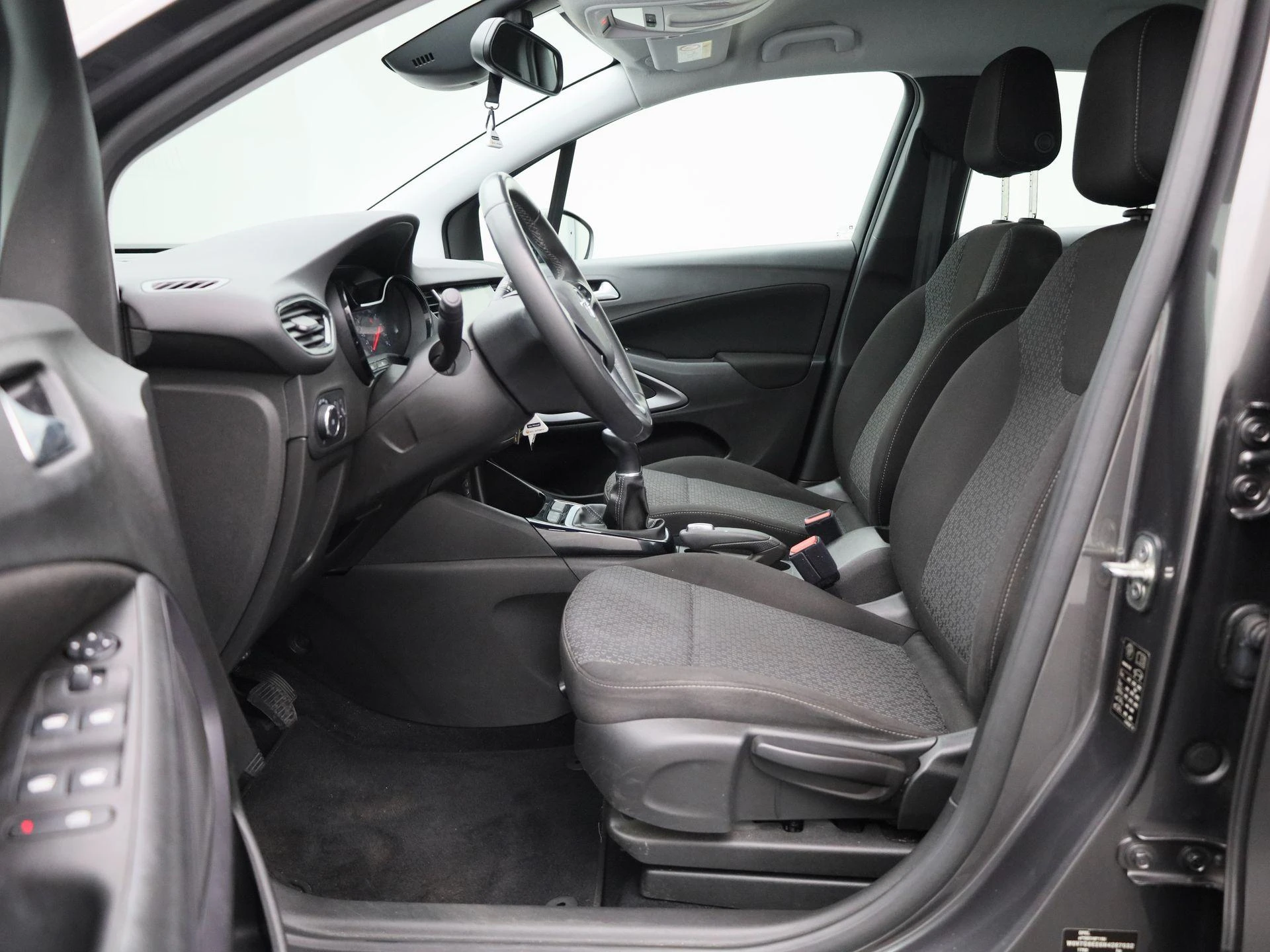 Opel-Crossland-image-12