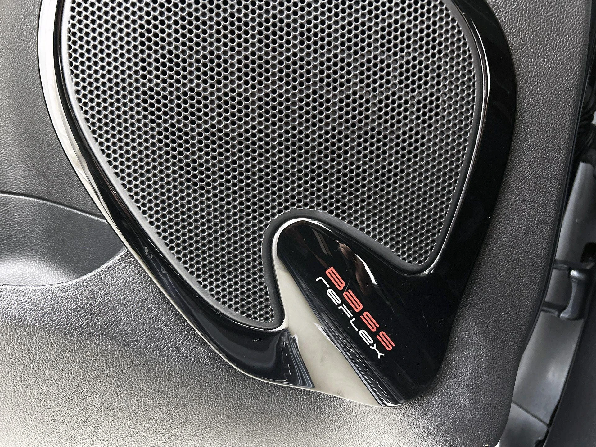 Renault-Clio-image-10