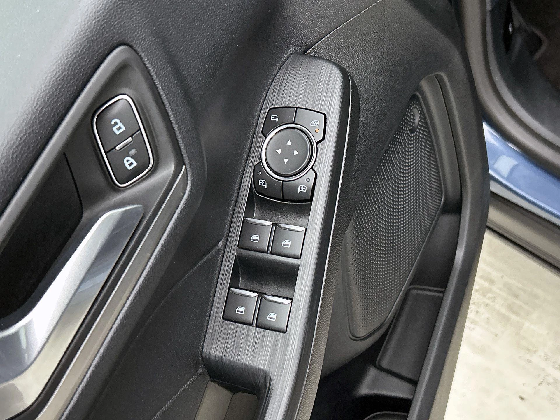 Ford-Kuga-image-27