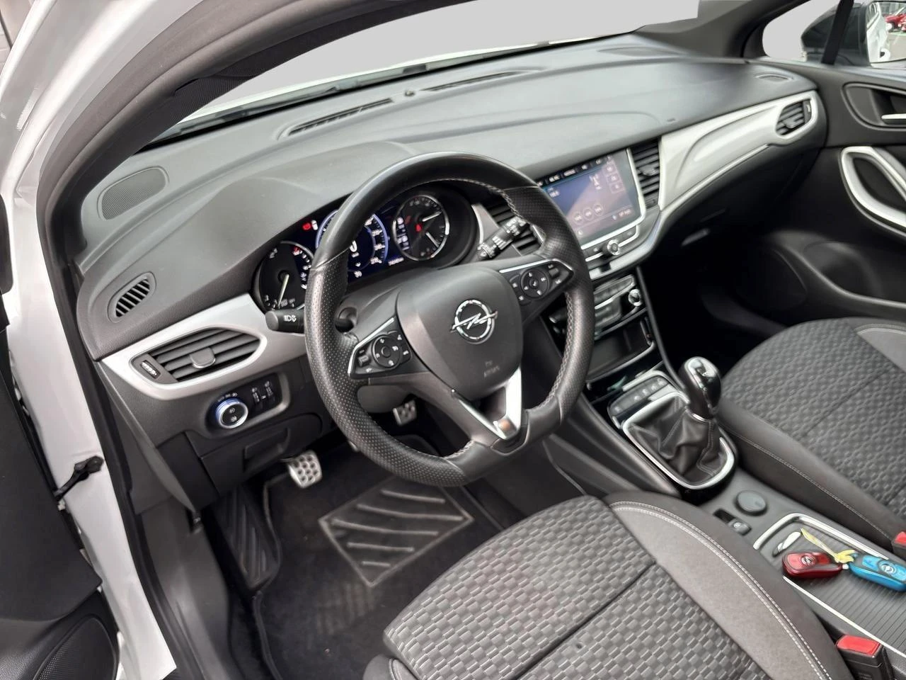 Opel-Astra-image-8
