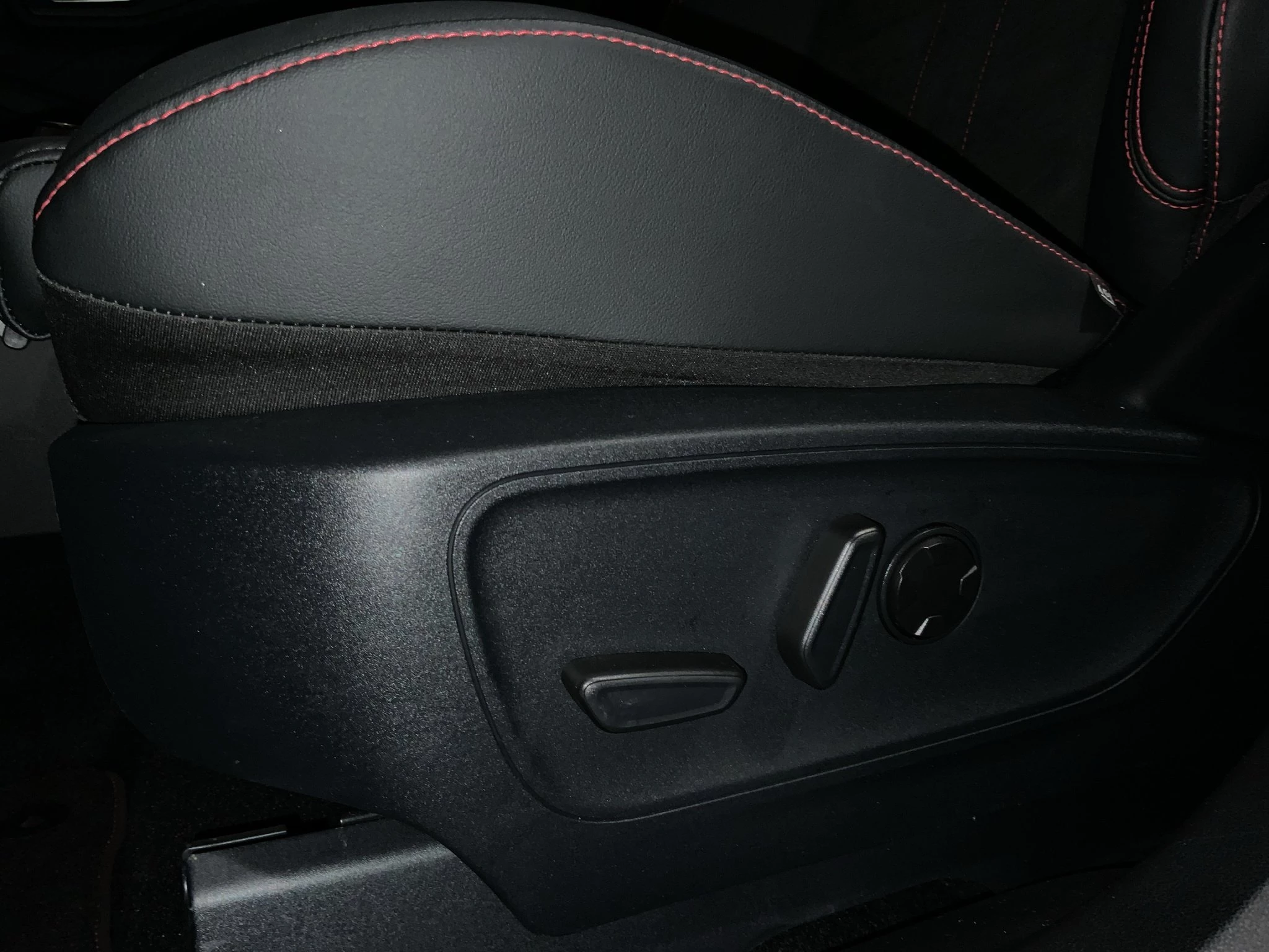 Ford-Kuga-image-23