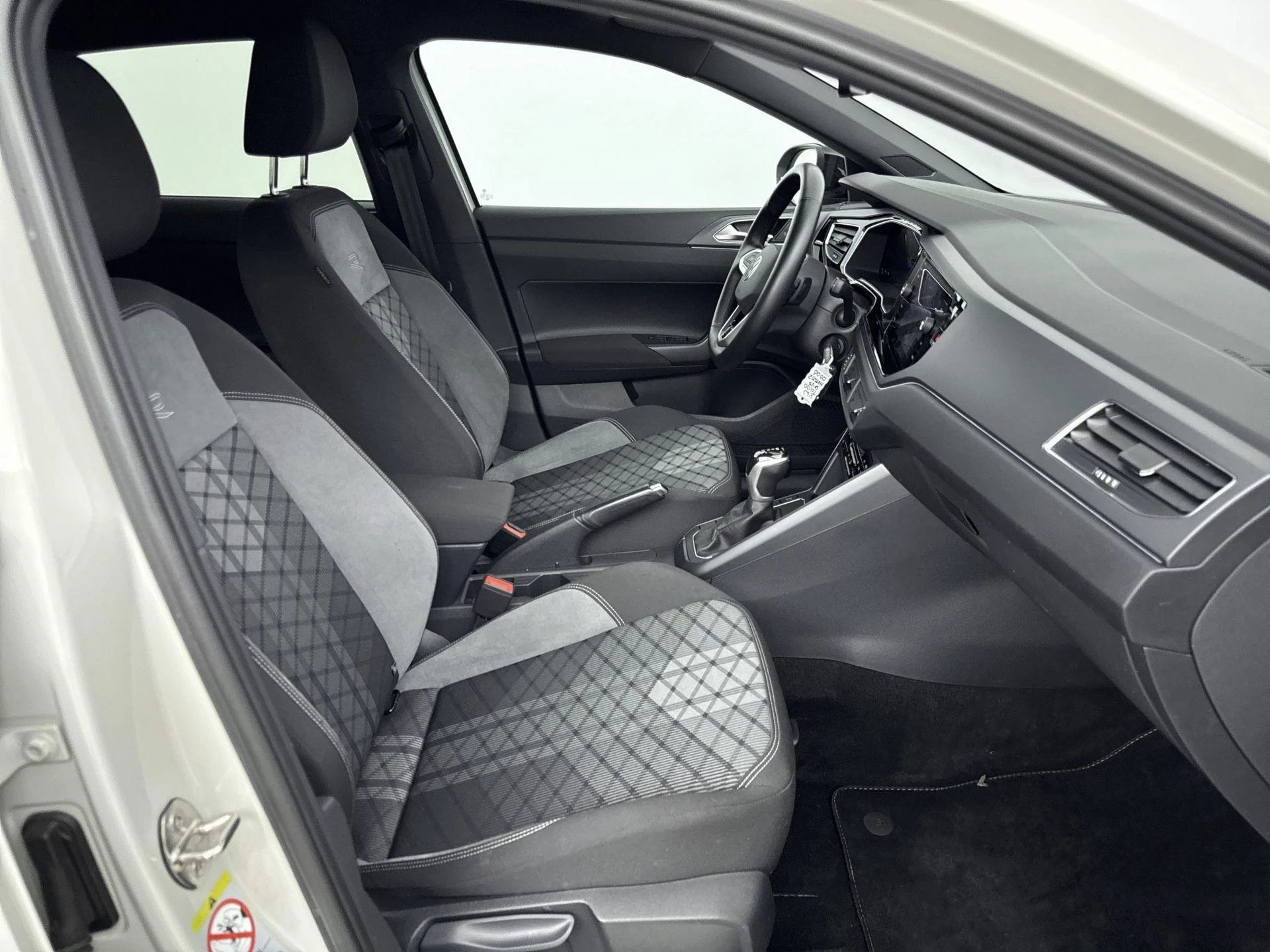 Volkswagen Taigo 1.0 TSI R-Line Business