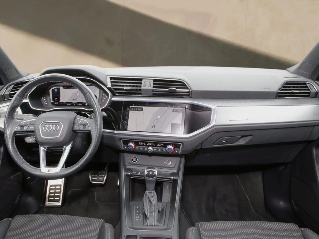 Audi-Q3-image-7