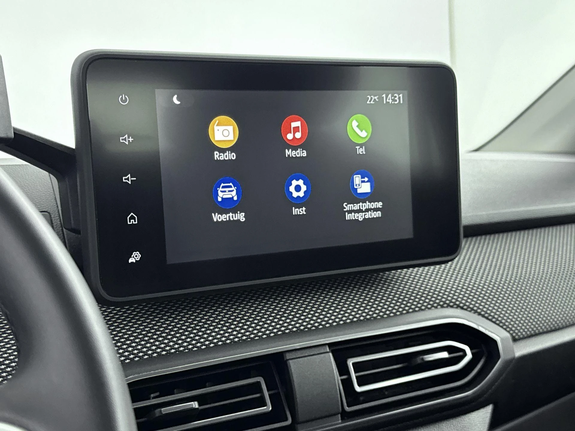 Dacia-Sandero-image-11