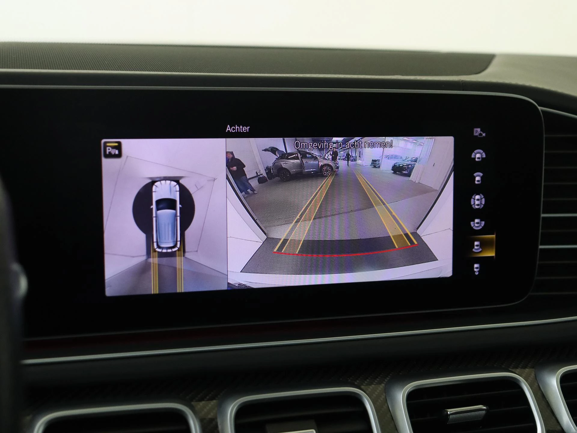 Mercedes-Benz-GLE-image-27
