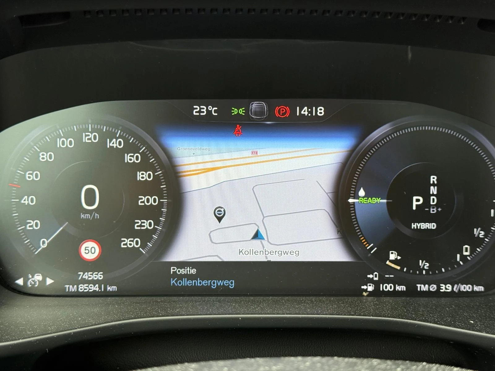 Volvo-XC40-image-27