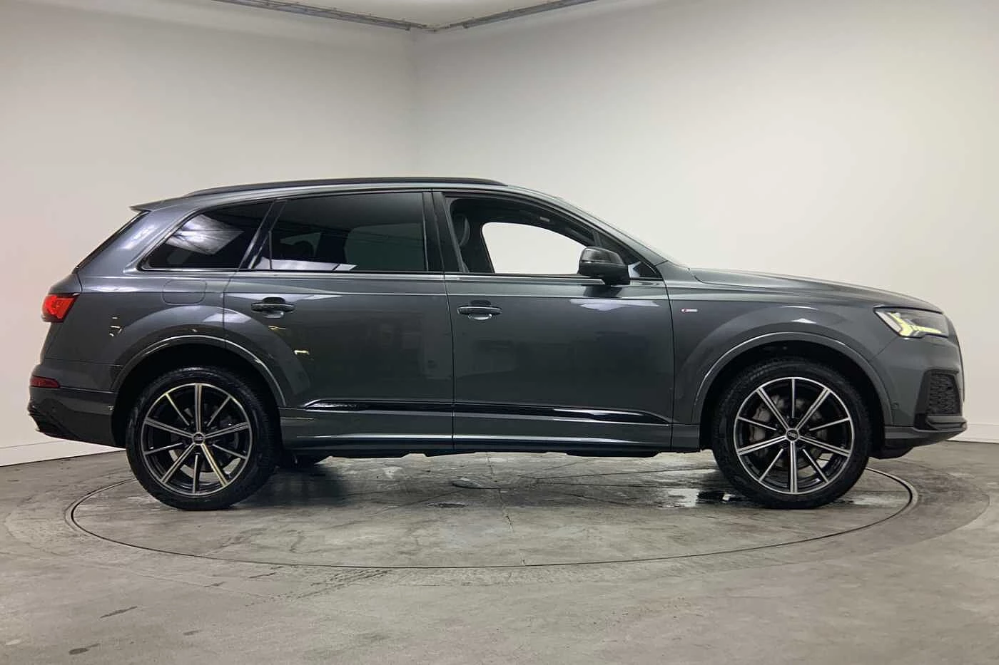 Audi-Q7-image-3