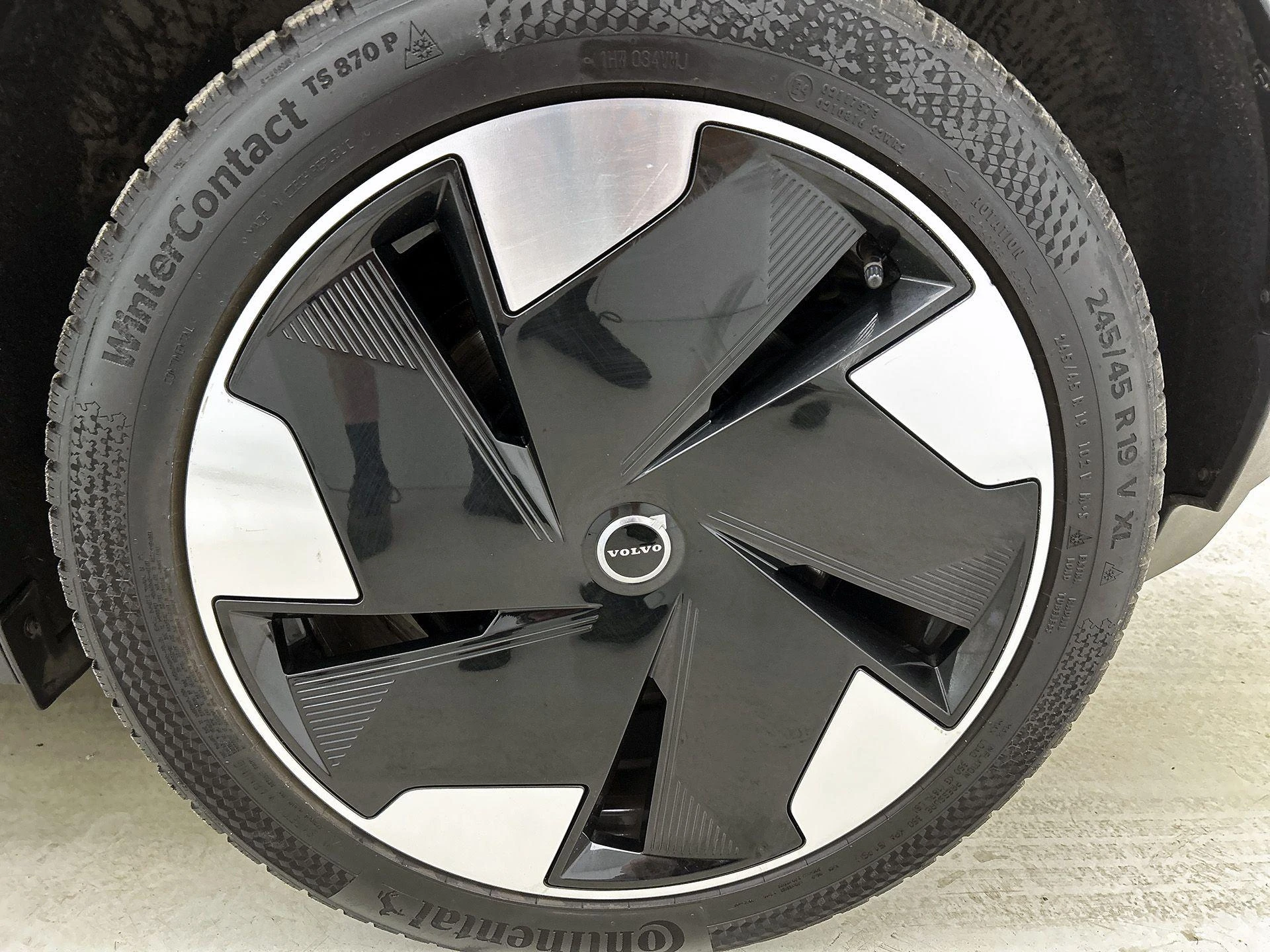 Volvo-EX30-image-49