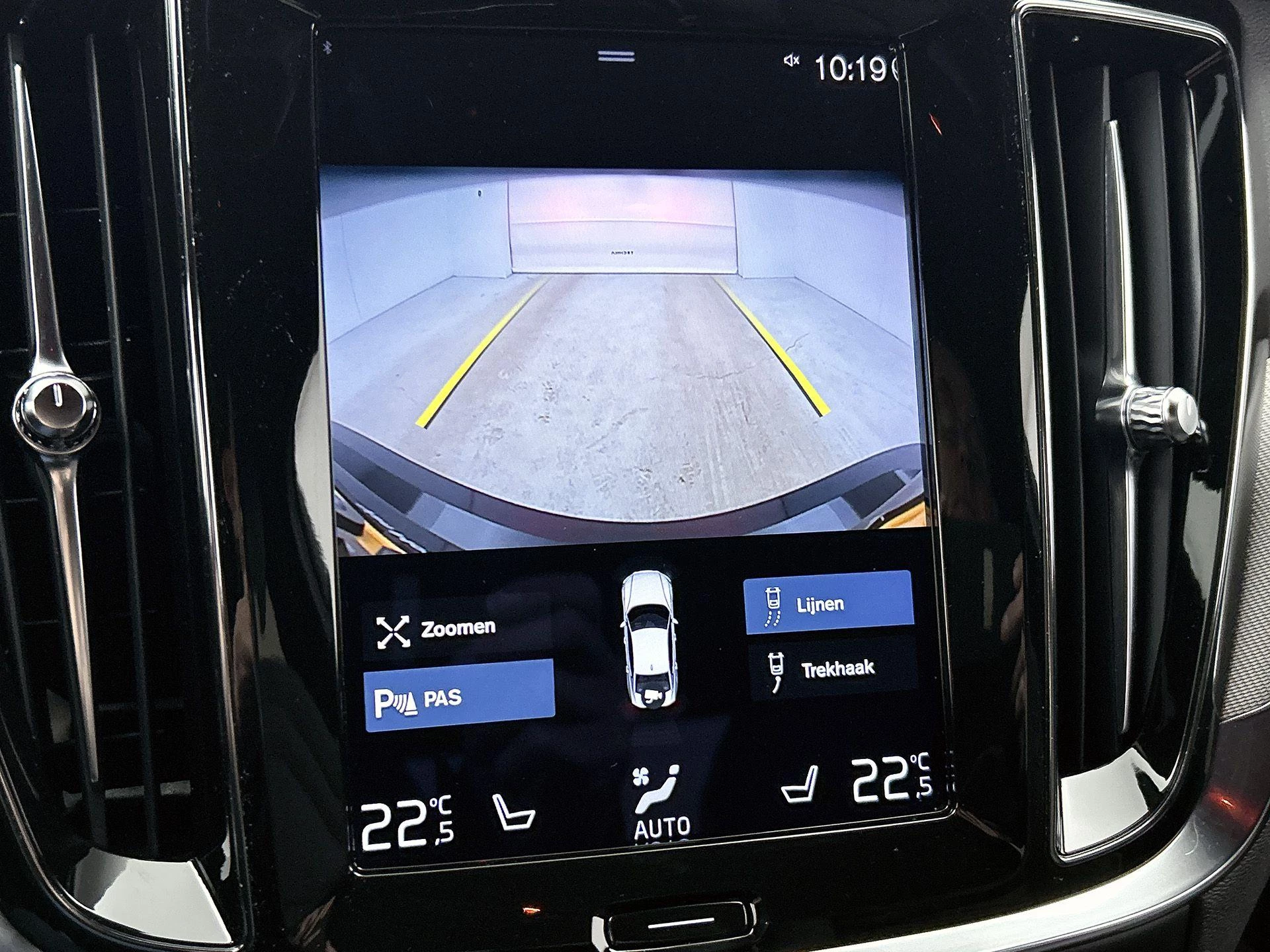 Volvo-S60-image-14
