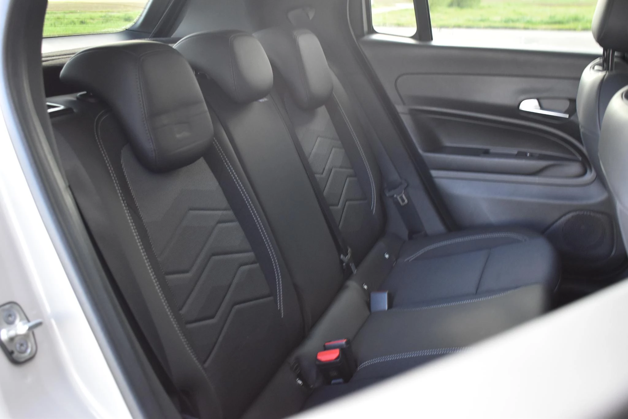 Jeep-Avenger-image-10