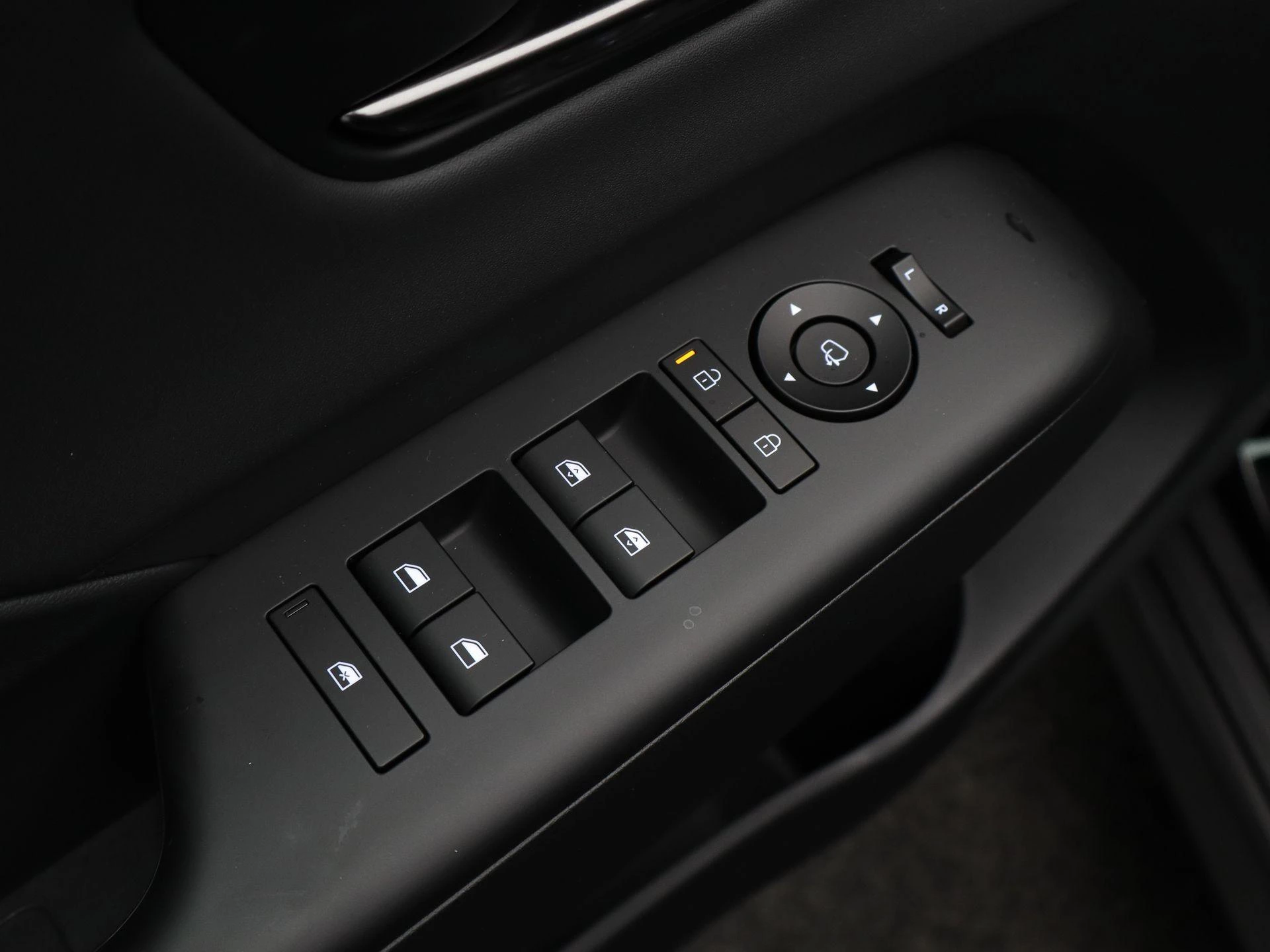 Hyundai-Kona-image-26