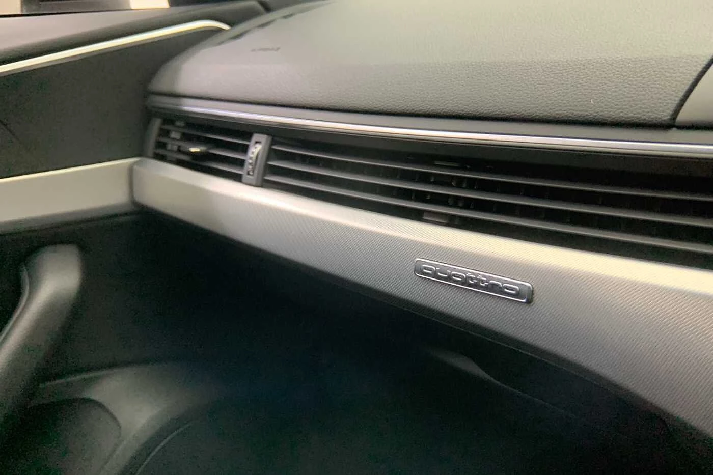 Audi-A4-image-18