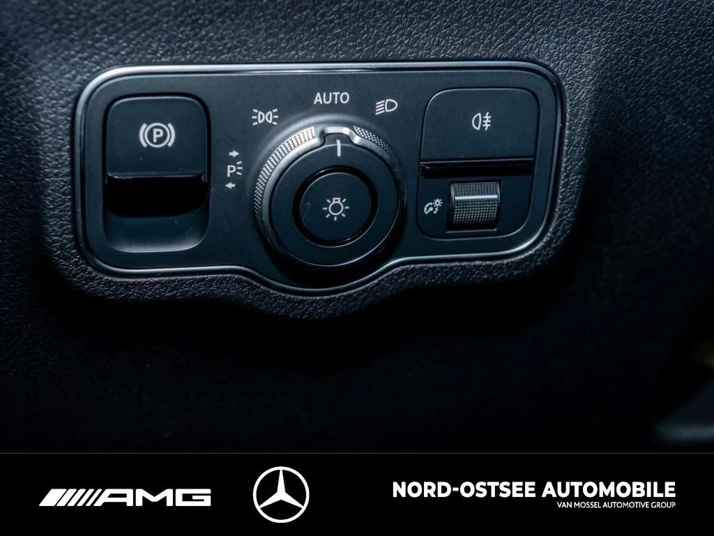 Mercedes-Benz GLB 200 d AMG NIGHT PANO AHK Winter-Paket 20Z AMG Line