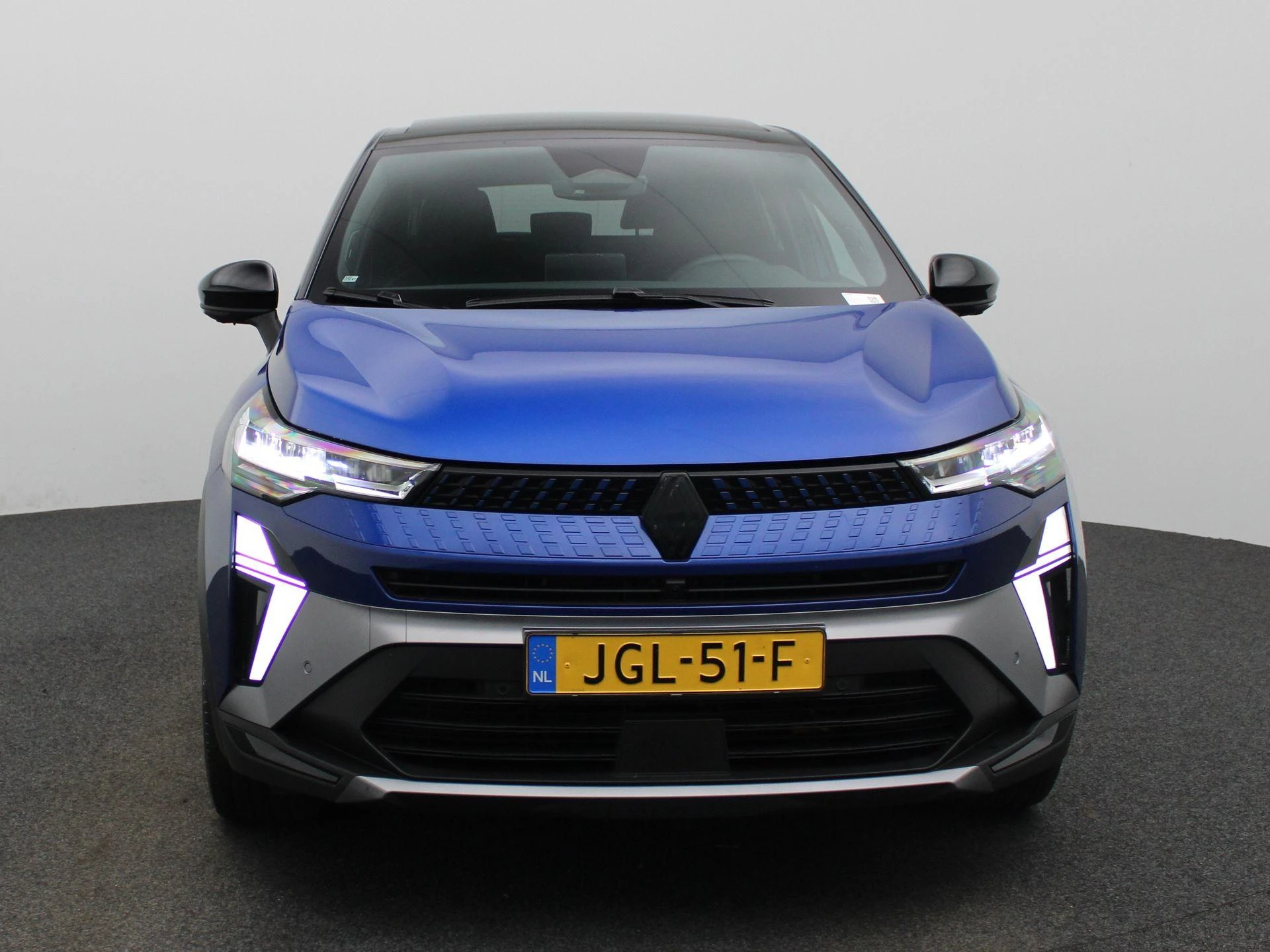Renault-Captur-image-2