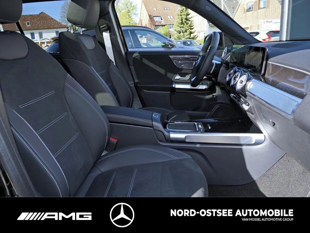Mercedes-Benz GLB 200 d AMG ADVANCED+ PANO TEMPO 360° AHK MBUX AMG LineX247 GLB 200 d AMG ADVANCED+ PANO TEMPO 360° AHK MBUX AMG Line