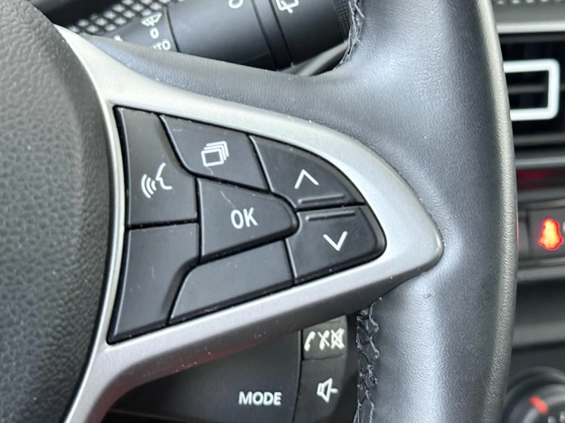 Dacia-Sandero-image-13