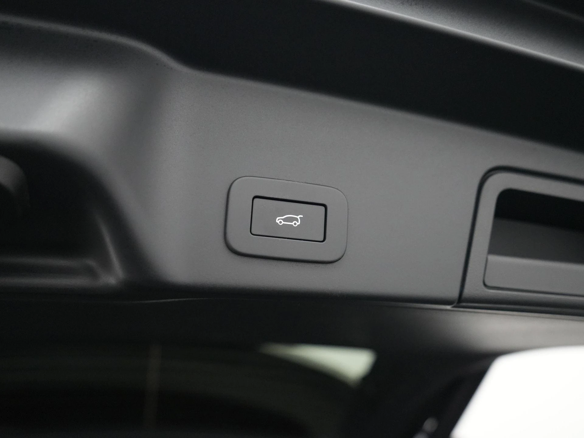 Land Rover-Range Rover Evoque-image-41