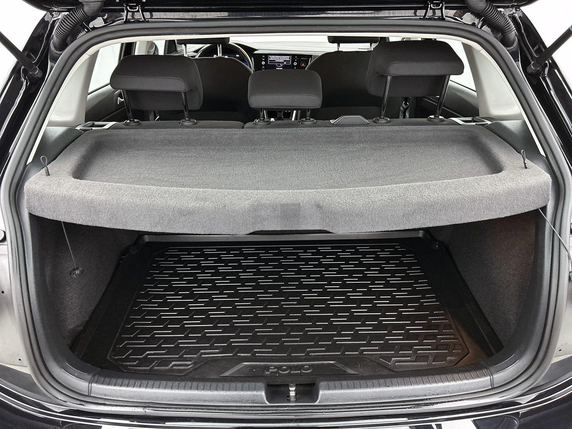 Volkswagen-Polo-image-21
