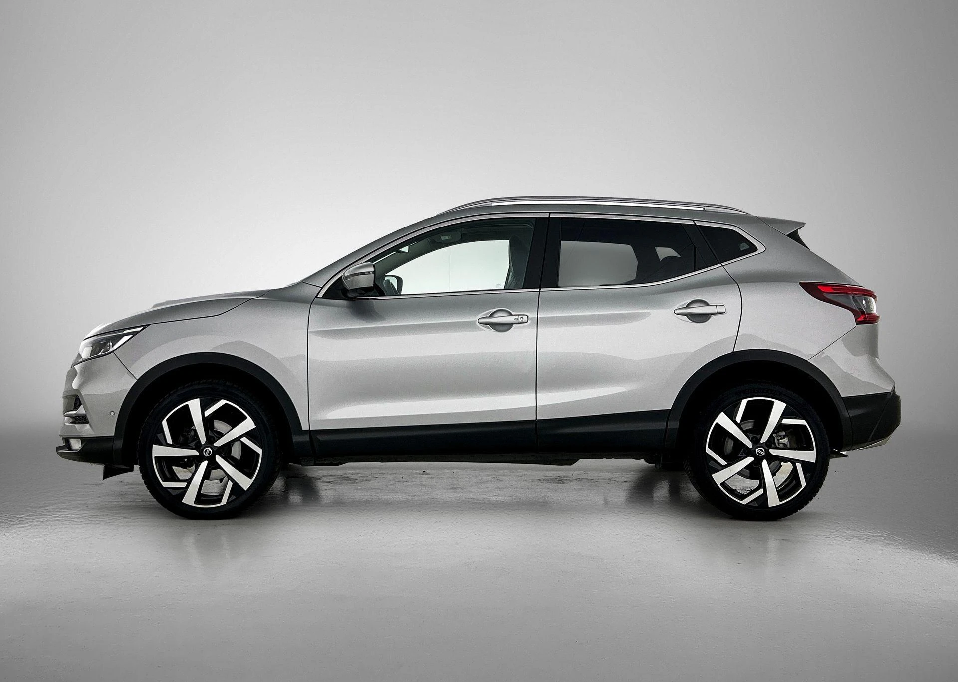 Nissan-QASHQAI-image-1
