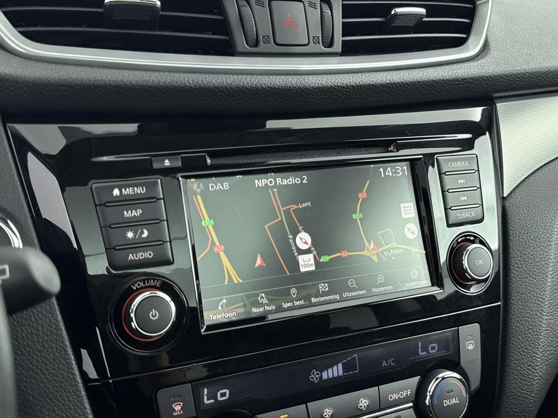 Nissan-QASHQAI-image-12